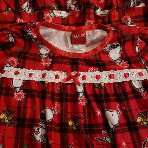 Peanuts kids small nightgown - Picture 4 of 5
